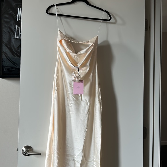 Hello Molly LUXE DANCE SATIN MAXI DRESS - Picture 9 of 14